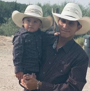 Meet your Posher, Roberto